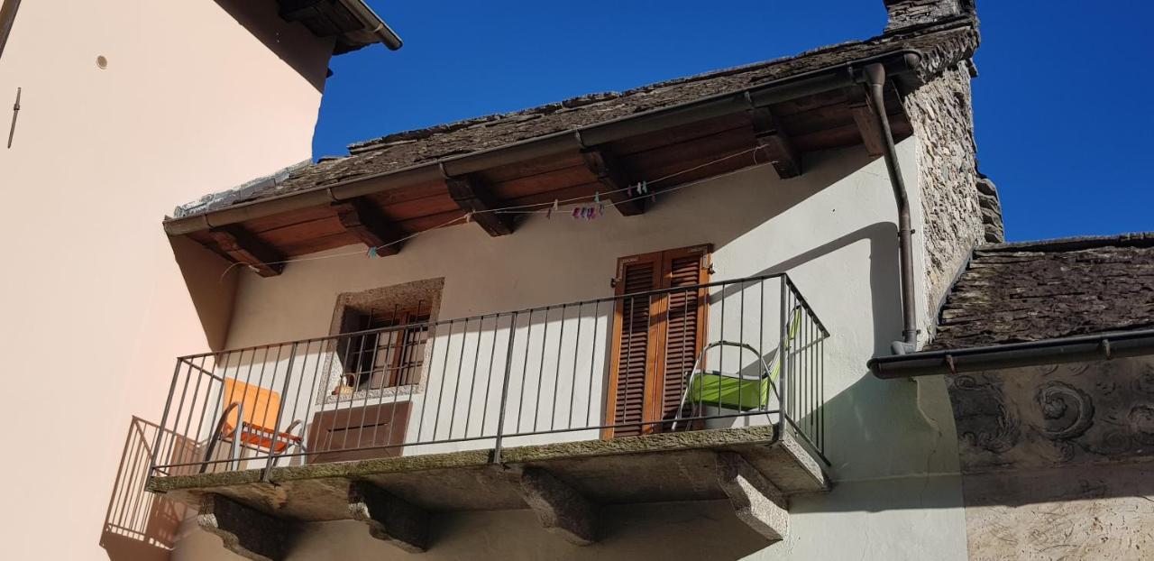 Appartamento Di Vacanza Casa Leoni Verscio 外观 照片